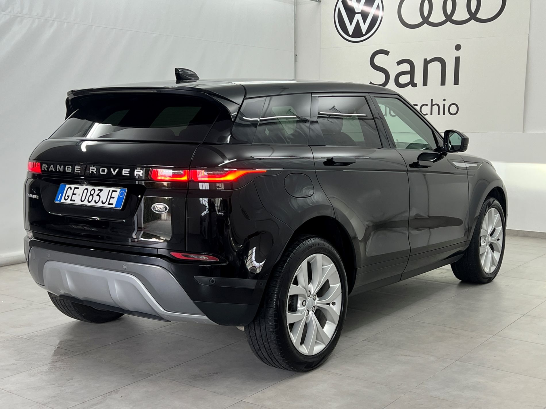 Evoque 2.0d i4 mhev awd 163cv auto - Autosani